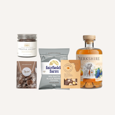 Til en drinksaften - gave med gin og snacks