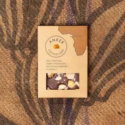 Mørk chokolade m. Macadamianødder, økologisk - Anker chokolade