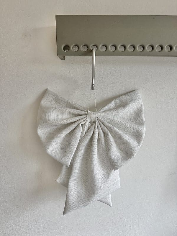 IMG_0773 Stor sløjfe, Hvid m. sølv - Forkael