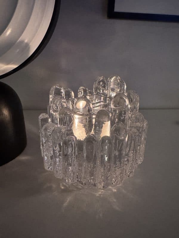 PRELOVED Kosta Boda Polar fyrfadsstage – svensk designklassiker af Göran Wärff