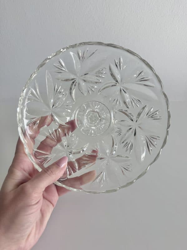 PRELOVED! Glas fad på fod